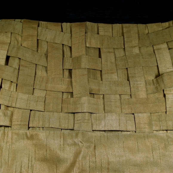 Gold Silk pleated 18 Inch Handmade Pillow Case - Picture 3 of 3